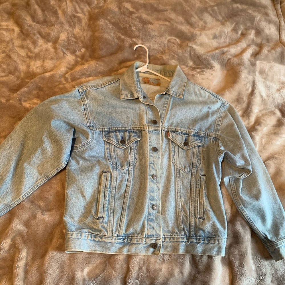 Oversized Levi’s Denim Jacket